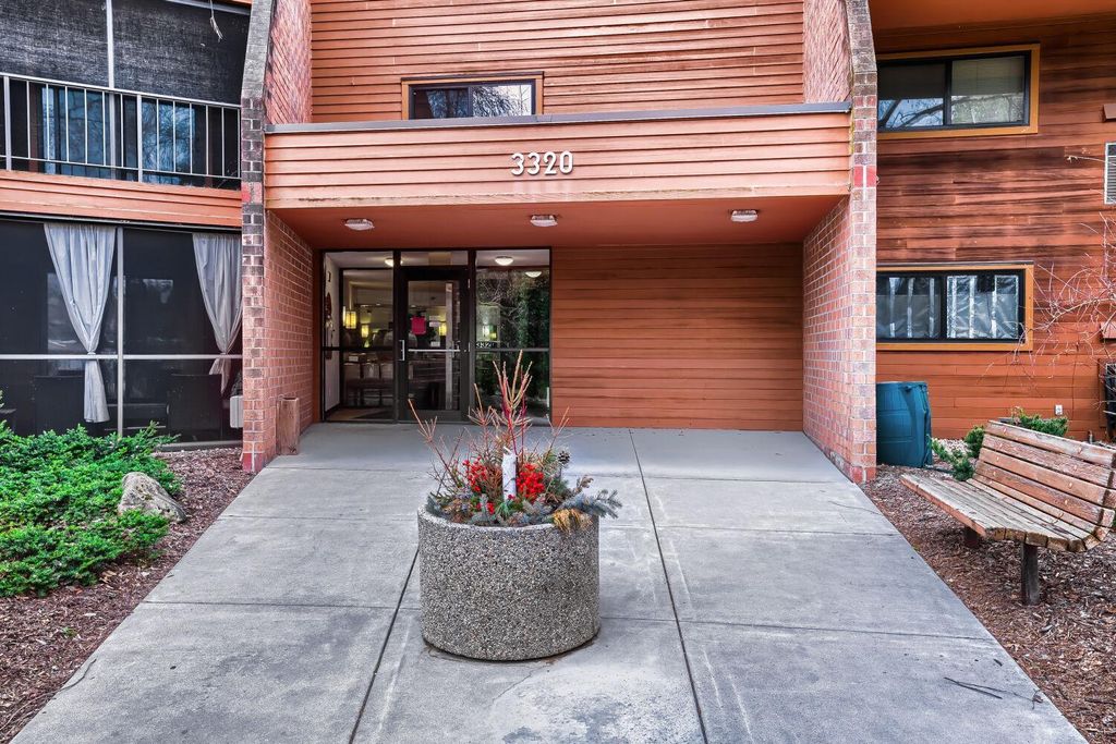 Photo of 3320 Louisiana Avenue S #510, Saint Louis Park, MN 55426 (MLS # 7051433)