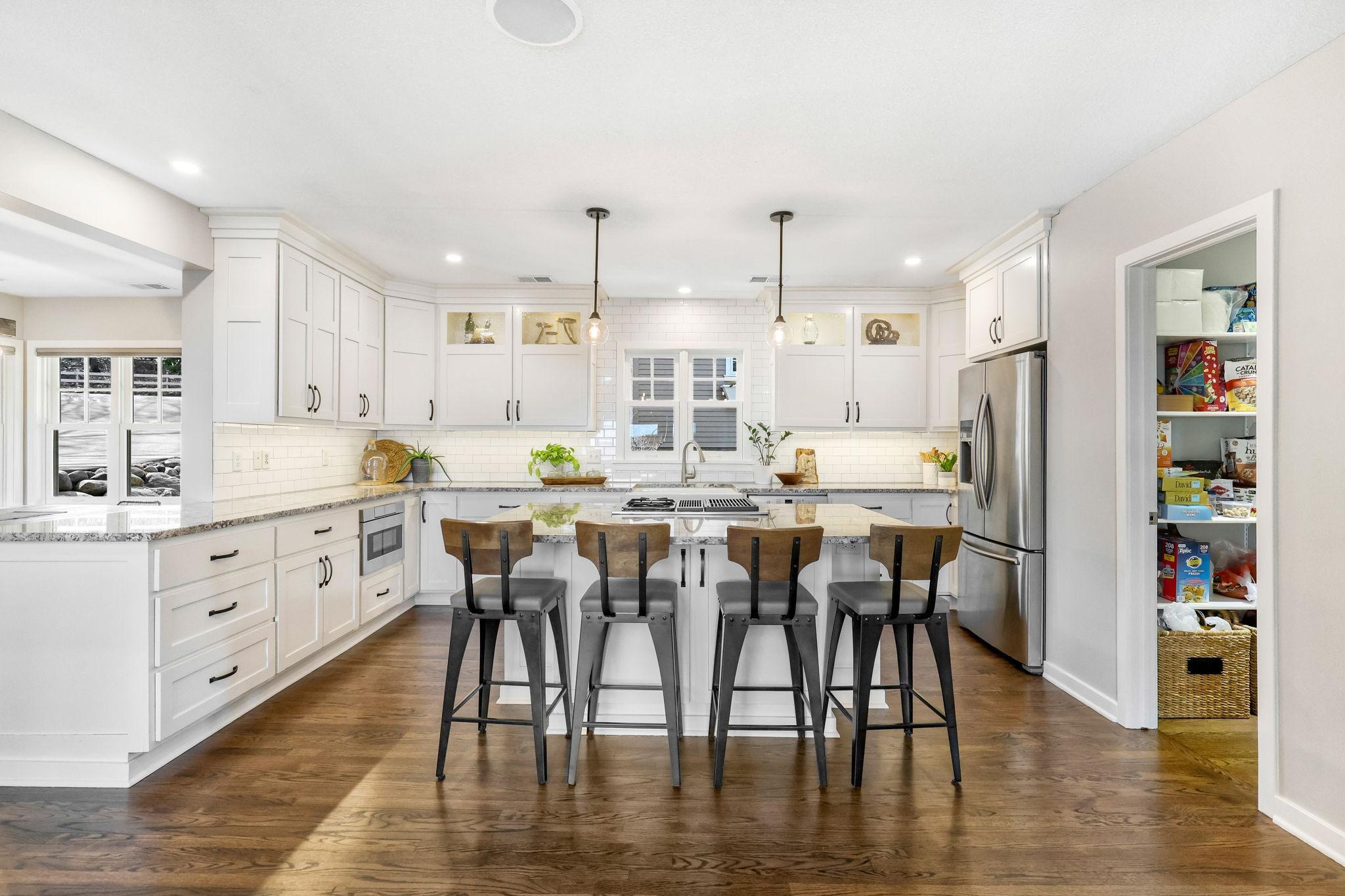 5670 Fairlawn Shores Trail SE