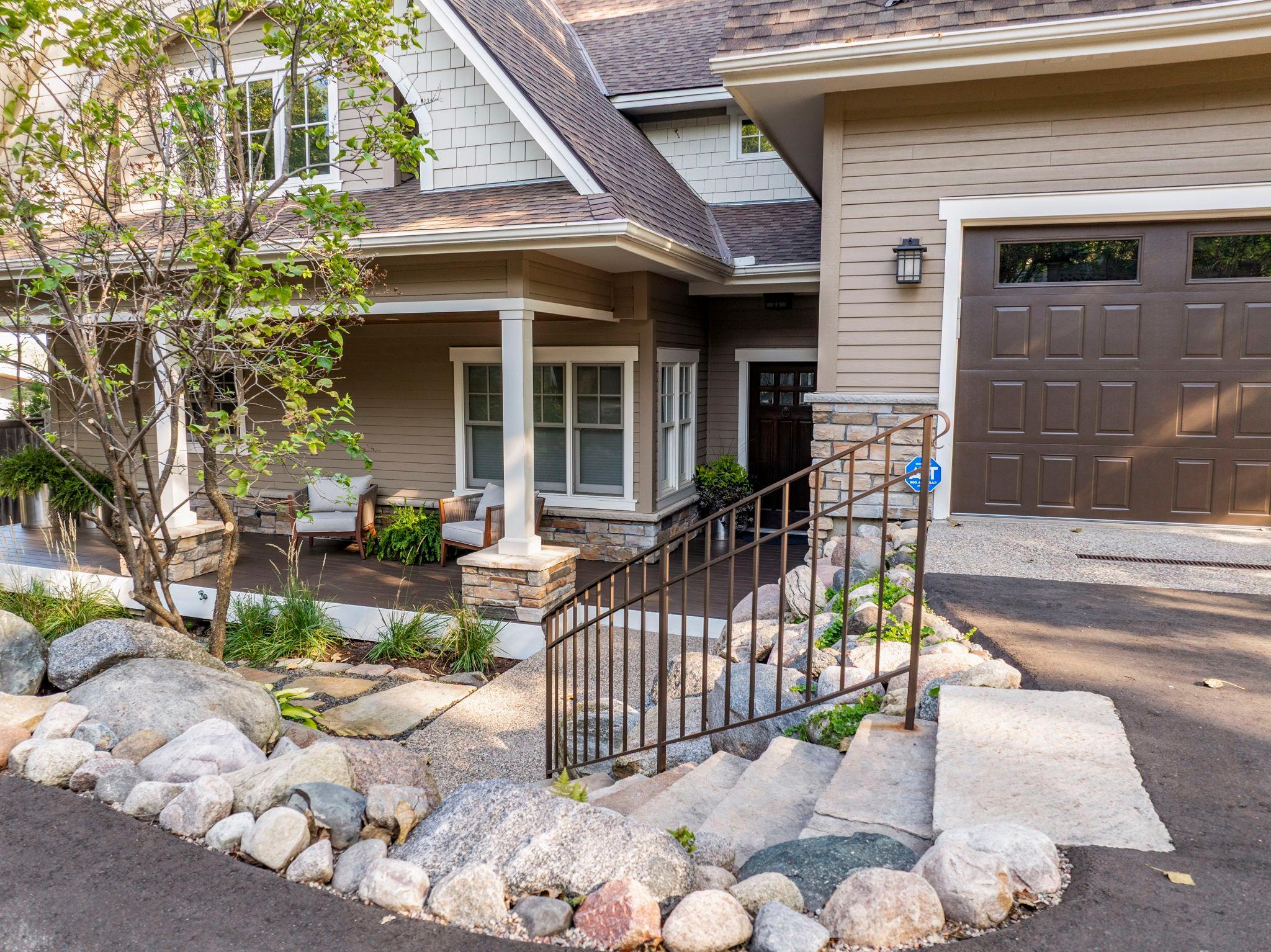 5670 Fairlawn Shores Trail SE