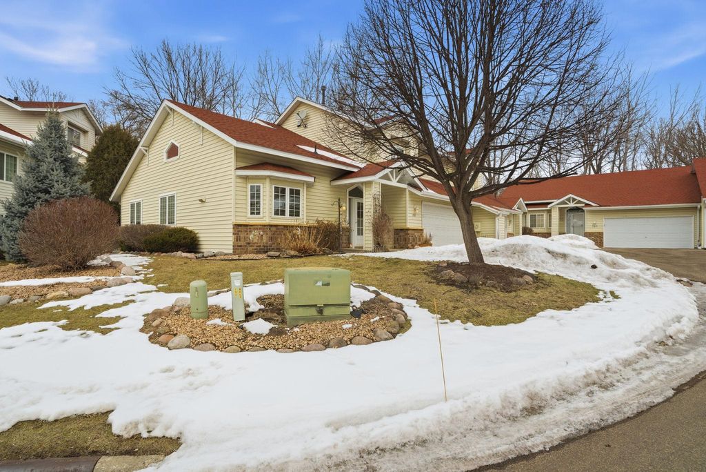 Photo of 732 E Nicollet Boulevard, Burnsville, MN 55337 (MLS # 6817585)