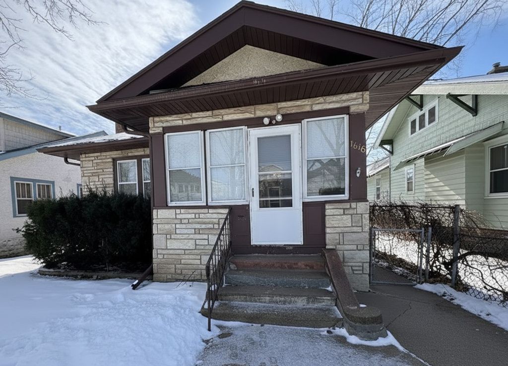 Photo of 1618 Stanford Avenue, Saint Paul, MN 55105 (MLS # 7014581)