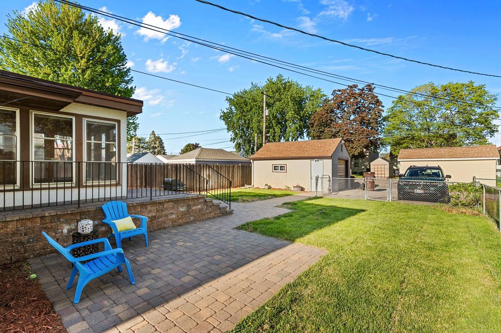 Photo of 545 6th Avenue S, South Saint Paul, MN 55075 (MLS # 7003774)
