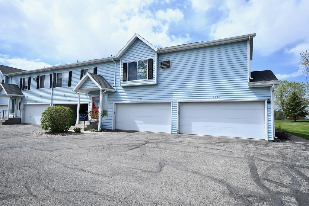 Photo of 2901 32nd Street S, Moorhead, MN 56560 (MLS # 7074445)