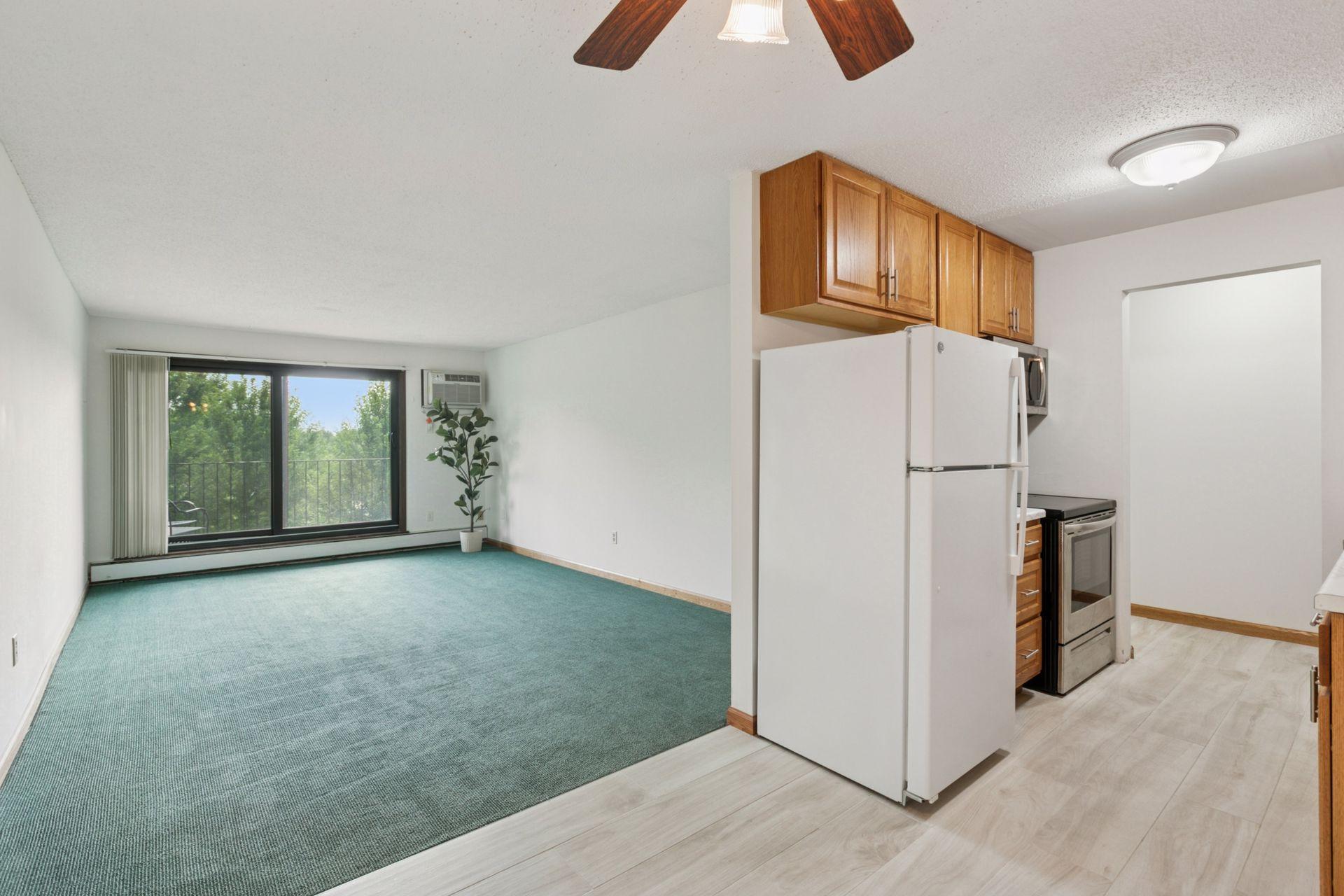 3399 Kent Street 211