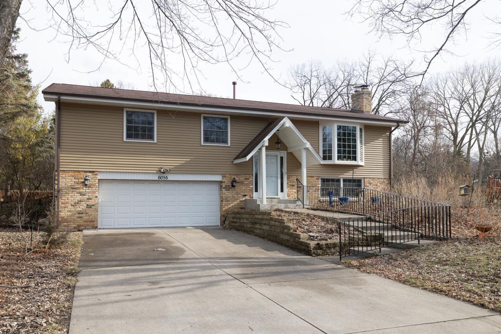 Photo of 6055 Scenic Road, Minnetonka, MN 55345 (MLS # 7033371)