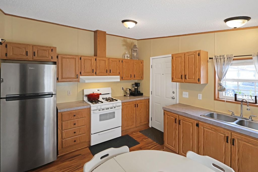 Photo of 203 Pawnee Street NW, Princeton, MN 55371 (MLS # 7002224)