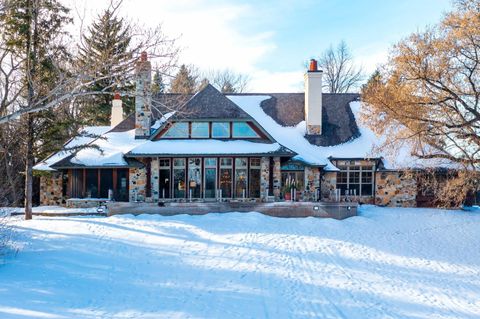 Photo of 1102 32nd Avenue S, Fargo, ND 58103 (MLS # 7024070)