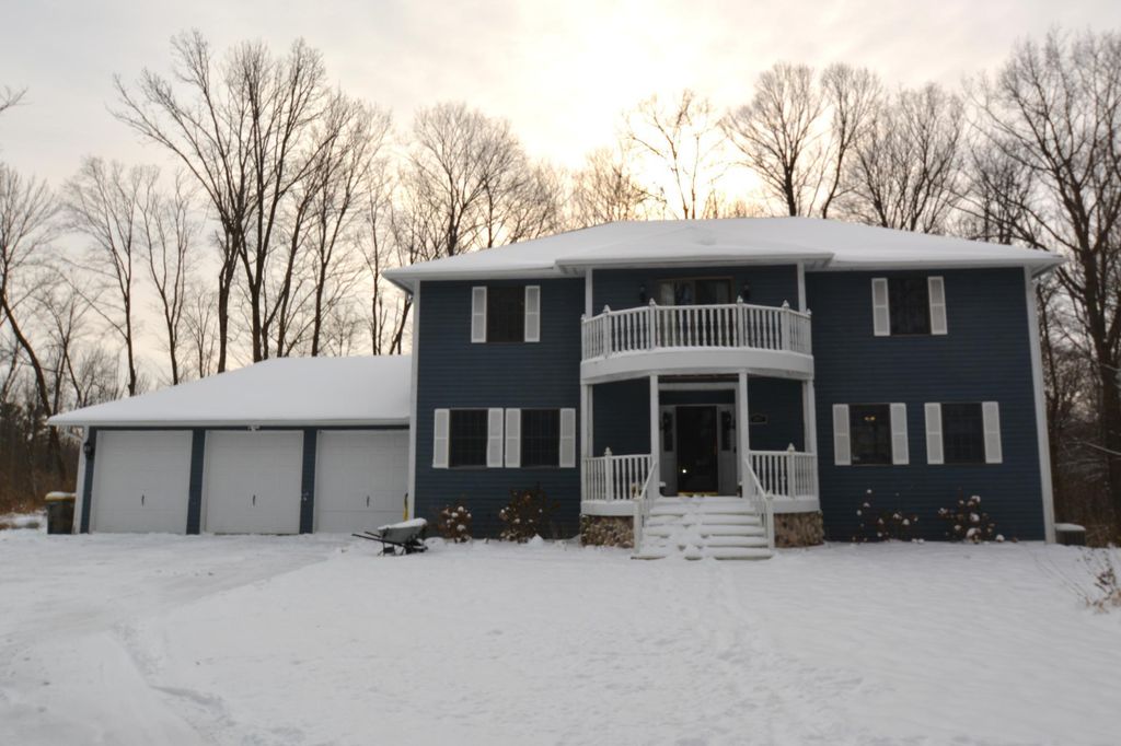 Photo of 2447 50th Avenue, Eau Galle, WI 54028 (MLS # 6821707)