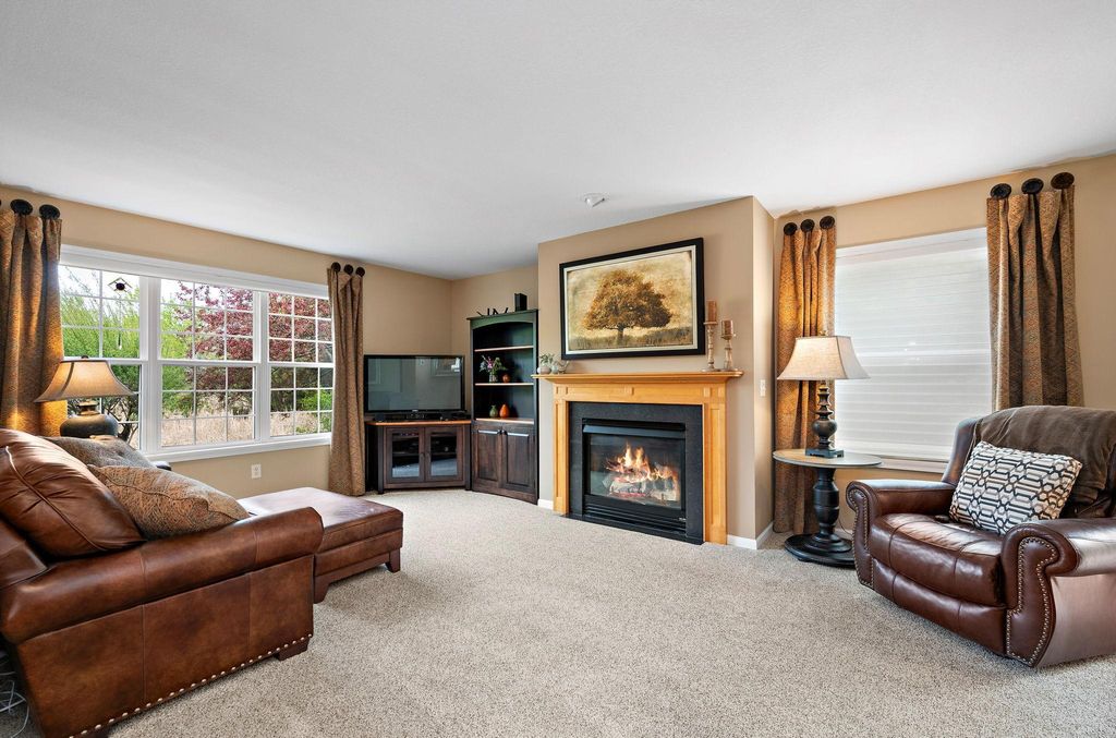 Photo of 2006 Forest Ridge Lane, Buffalo, MN 55313 (MLS # 7085378)