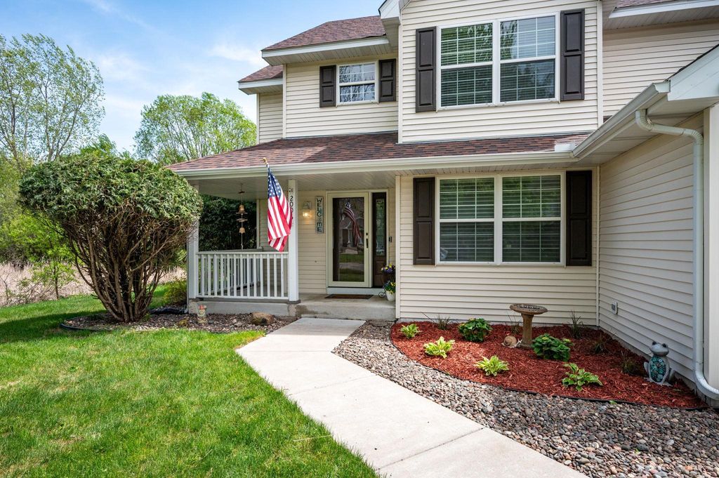 Photo of 2006 Forest Ridge Lane, Buffalo, MN 55313 (MLS # 7085378)