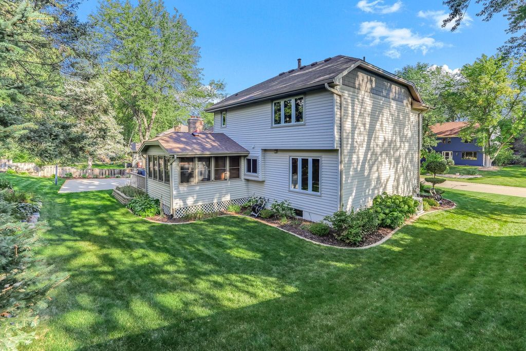 Photo of 3415 Rosewood Lane N, Plymouth, MN 55441 (MLS # 7015650)