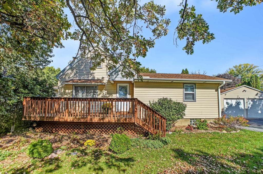 Photo of 7918 Stillwater Boulevard N, Oakdale, MN 55128 (MLS # 7151505)