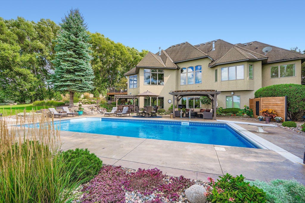 Photo of 6260 Broadview Drive, Prior Lake, MN 55372 (MLS # 7111004)