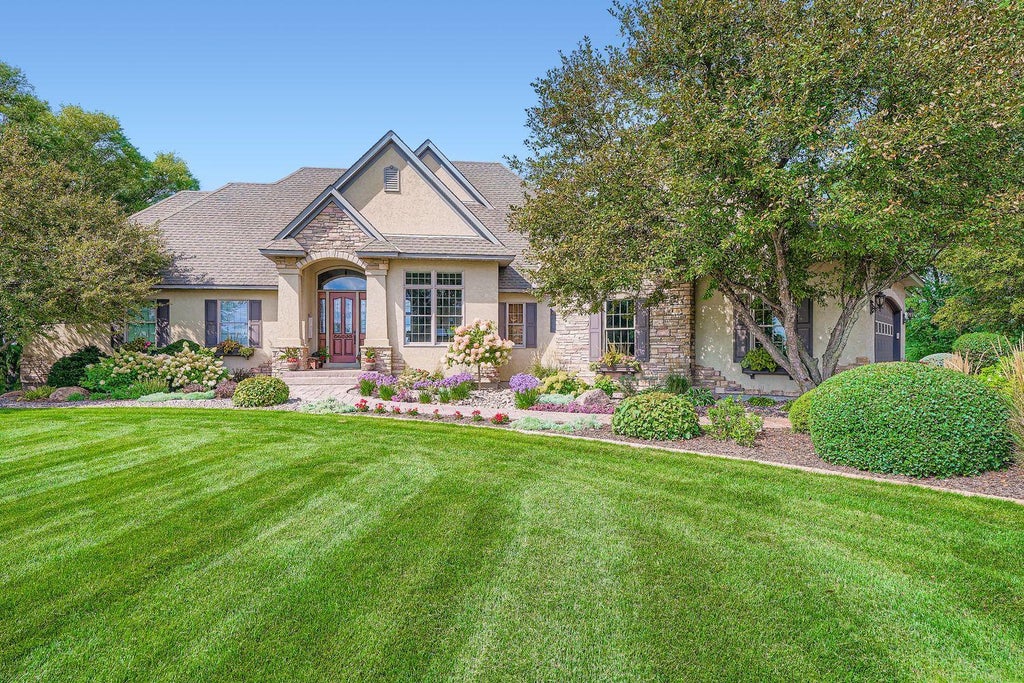 Photo of 6260 Broadview Drive, Prior Lake, MN 55372 (MLS # 7111004)
