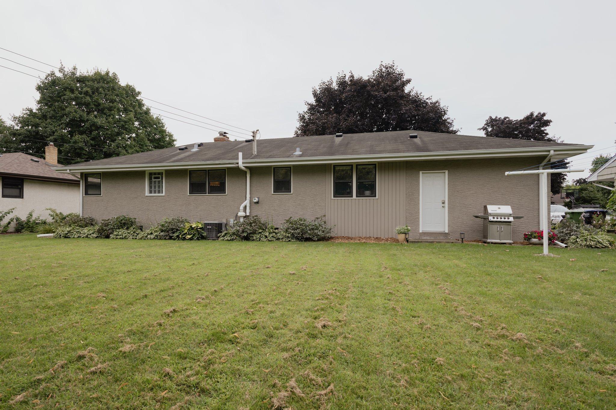 1141 Summer Street