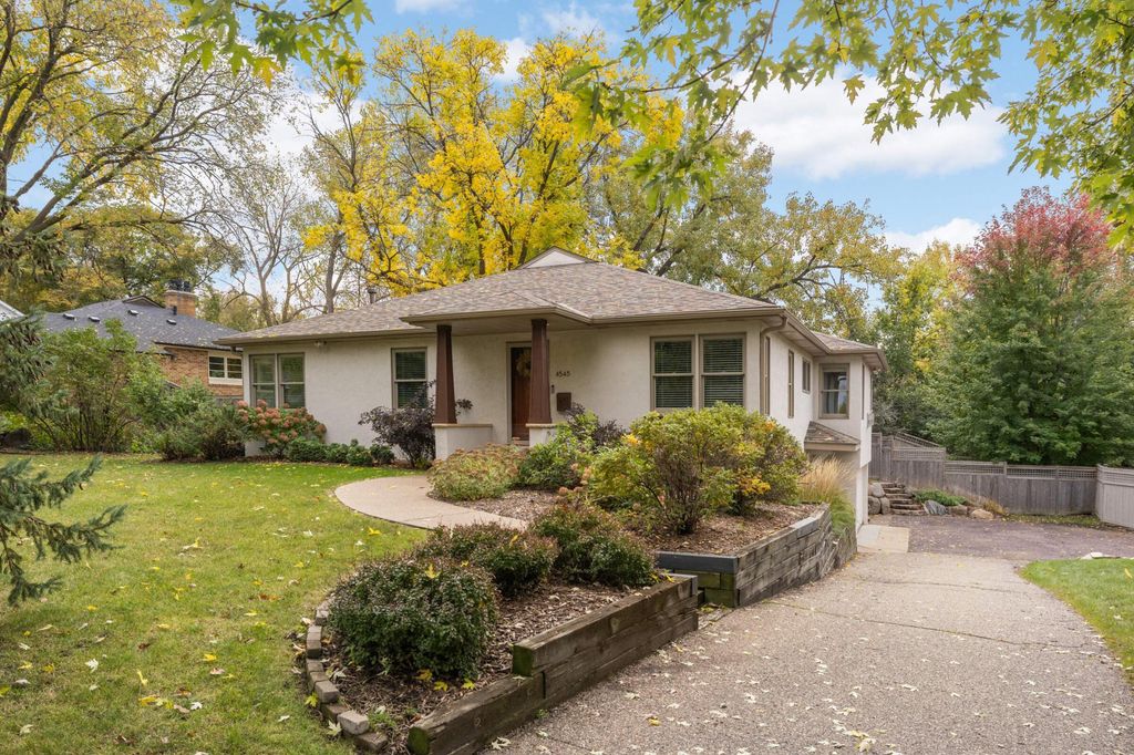 Photo of 4545 Douglas Avenue, Golden Valley, MN 55416 (MLS # 7031668)