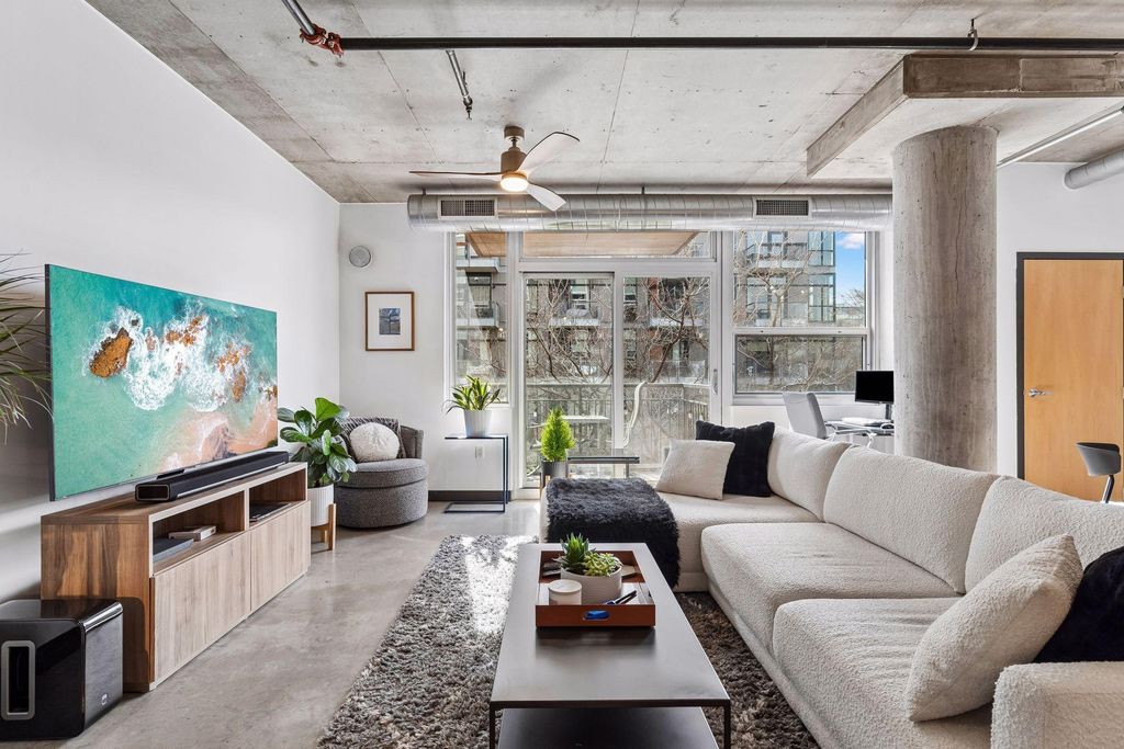 Photo of 730 N 4th Street #204, Minneapolis, MN 55401 (MLS # 7047148)