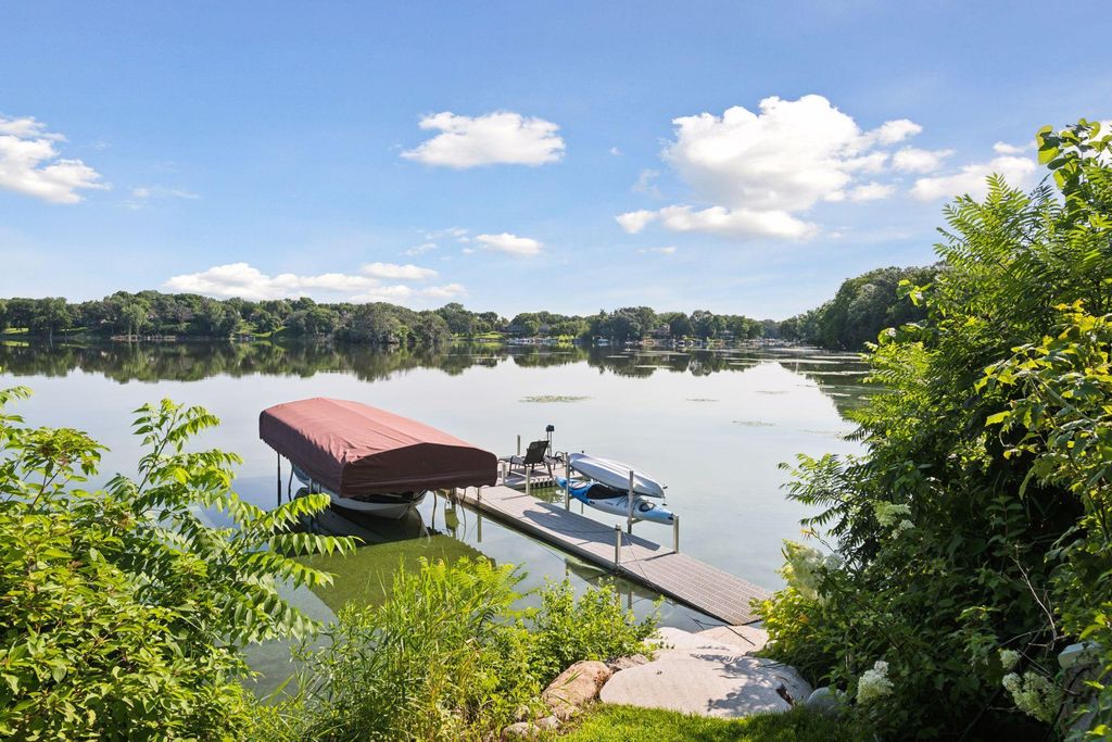 Photo of 3550 Island View Circle NW, Prior Lake, MN 55372 (MLS # 7051603)