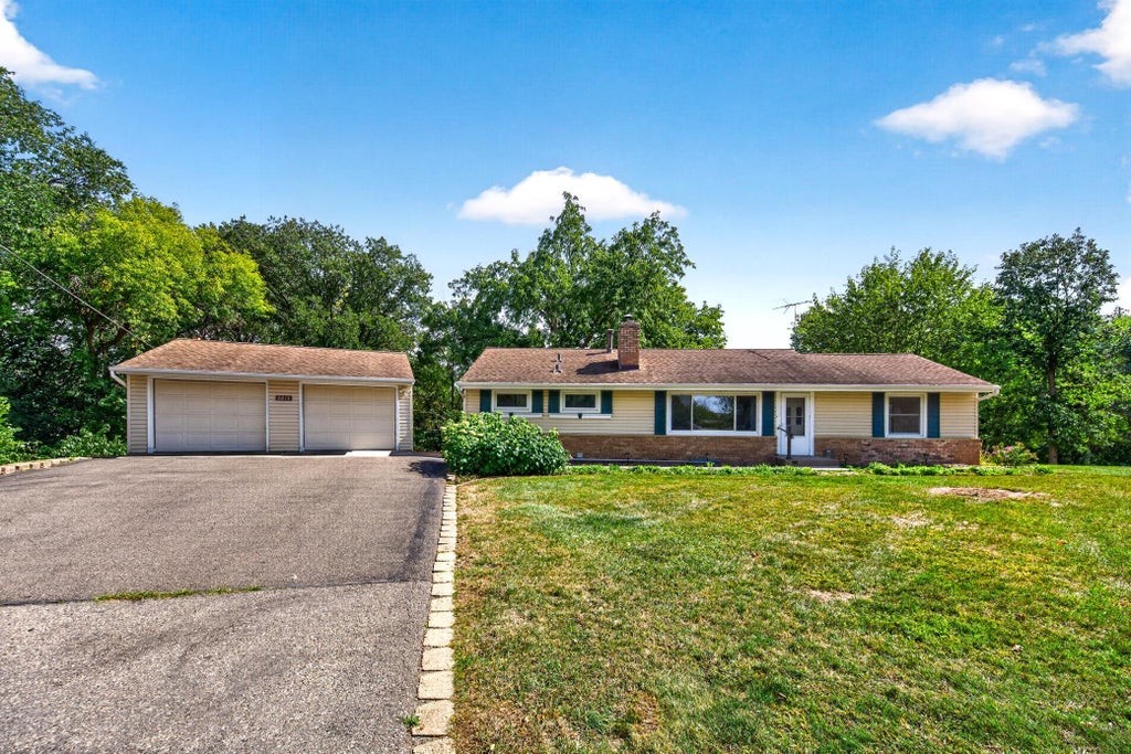 Photo of 6015 Aspen RD, Mound, MN 55364 (MLS # 7147688)