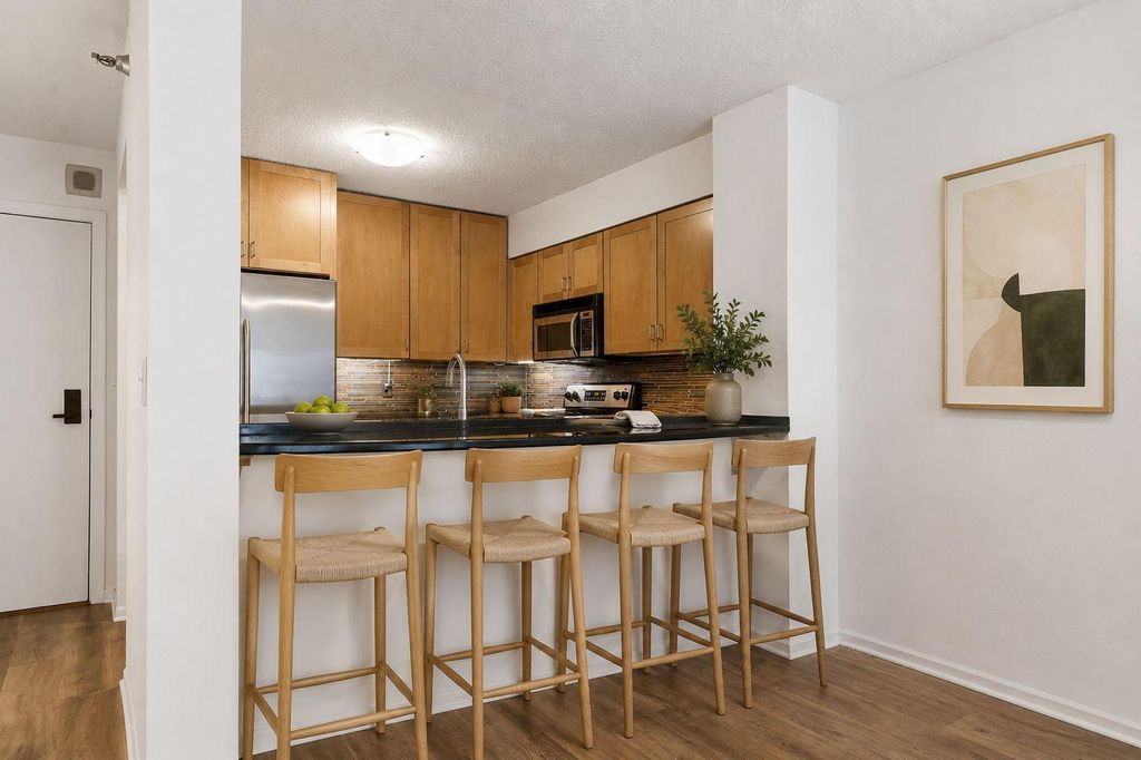 Photo of 401 1st Street S #203, Minneapolis, MN 55401 (MLS # 7107104)