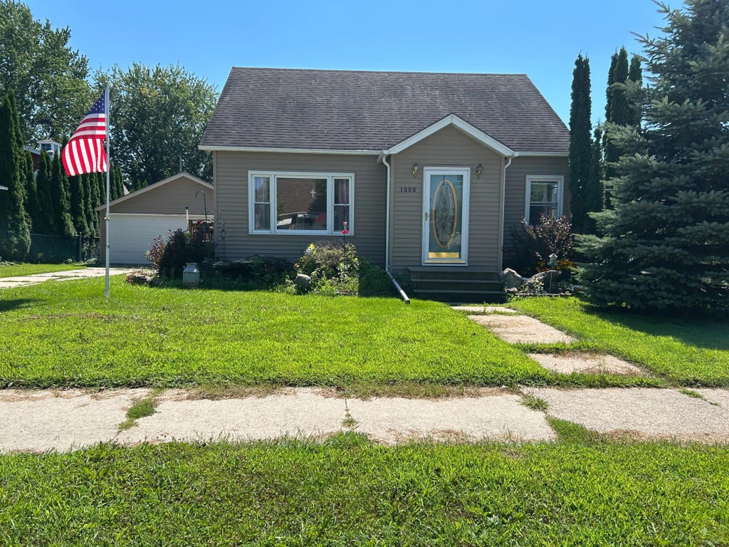 Photo of 1906 4th Avenue SE, Austin, MN 55912 (MLS # 7147459)