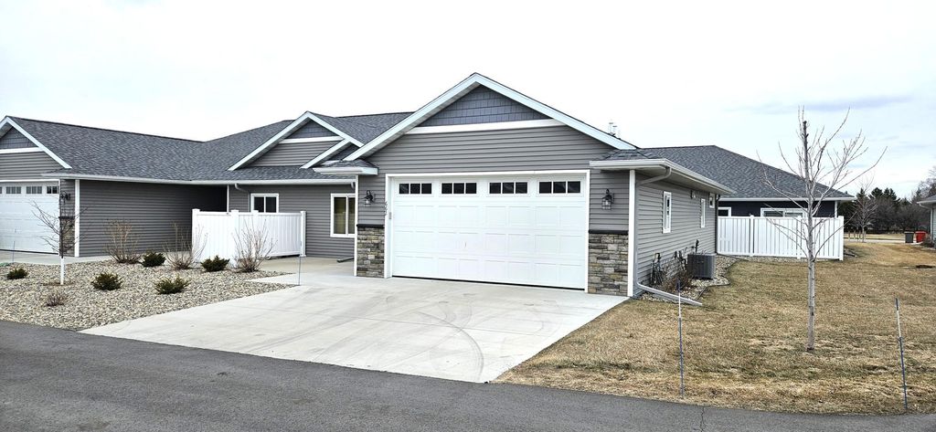 Photo of 662 Voyager Drive, Alexandria, MN 56308 (MLS # 7048006)