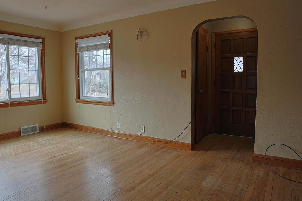 Photo of 1660 Beech Street, Saint Paul, MN 55106 (MLS # 7036742)