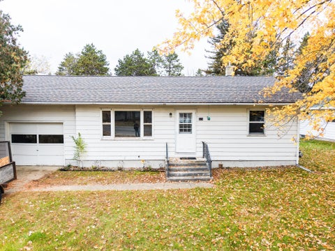 Photo of 323 Main Street NW, Menahga, MN 56464 (MLS # 7159610)
