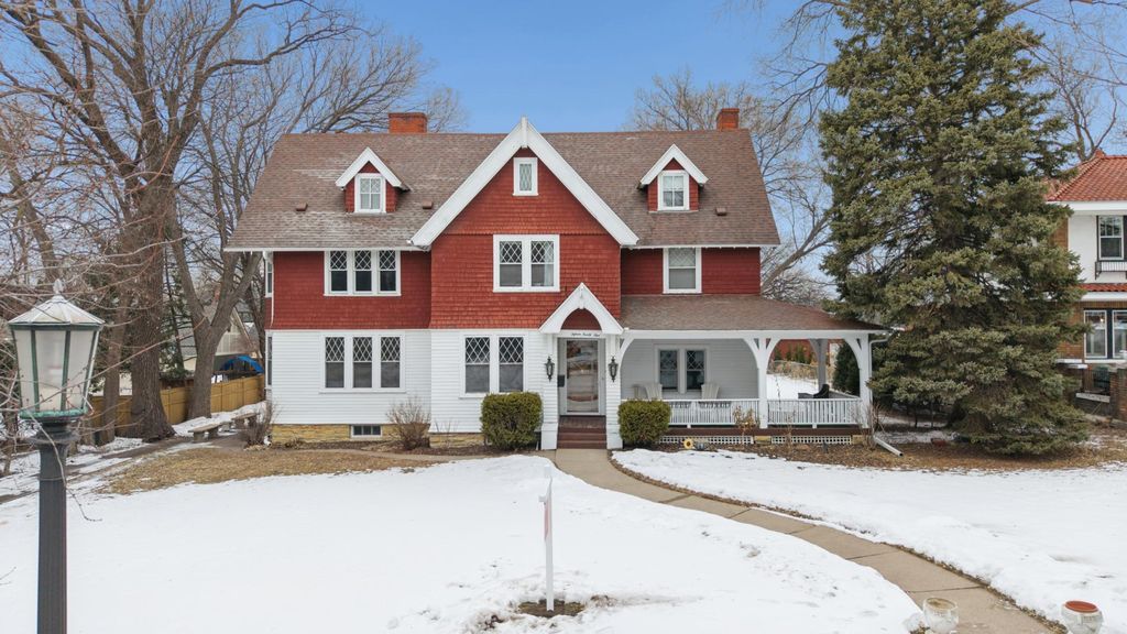 Photo of 1591 Summit Avenue, Saint Paul, MN 55105 (MLS # 7013780)