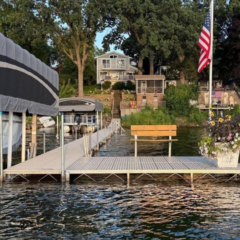 939 Park Avenue Mahtomedi MN 55115