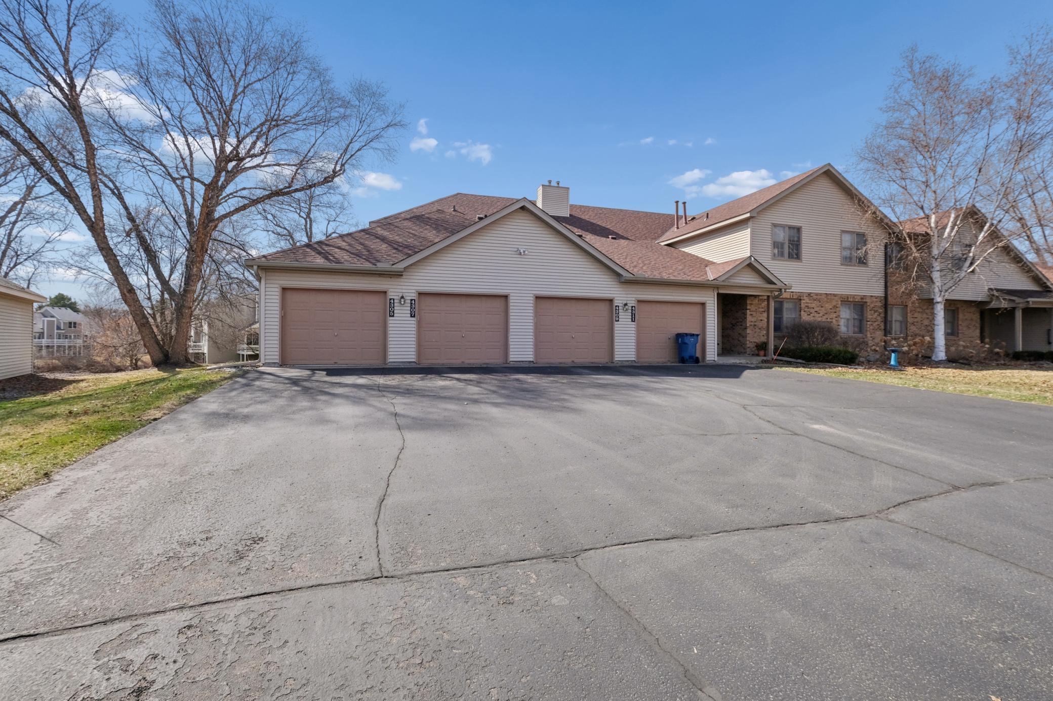 4305 Oakmede Lane 24A