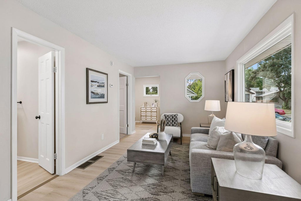 Photo of 4606 Bryant Avenue N, Minneapolis, MN 55412 (MLS # 7134419)