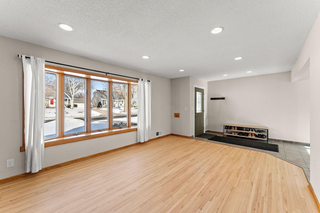 Photo of 714 50th Avenue NE, Columbia Heights, MN 55421 (MLS # 7014007)