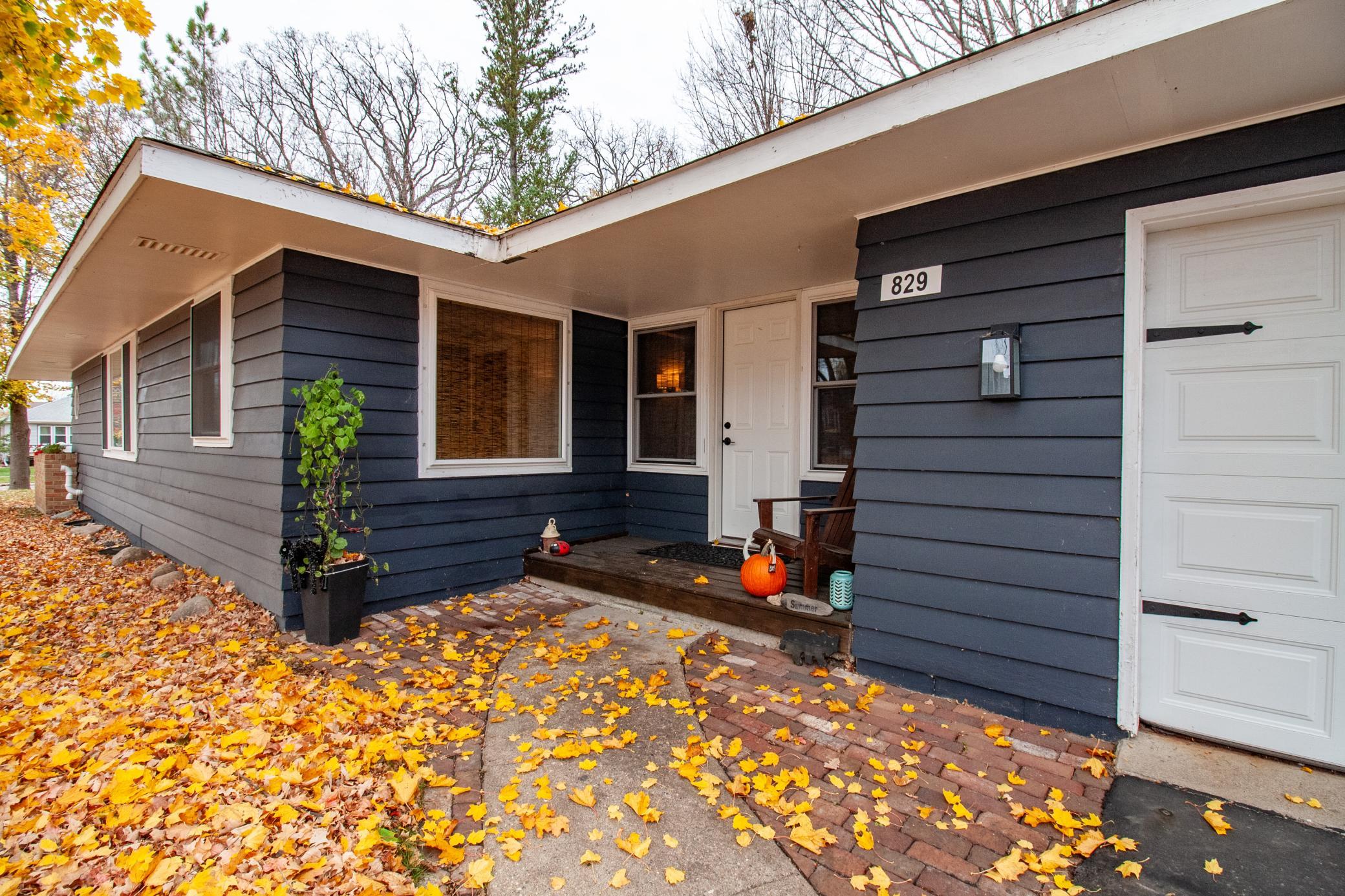 829 W Linden Street