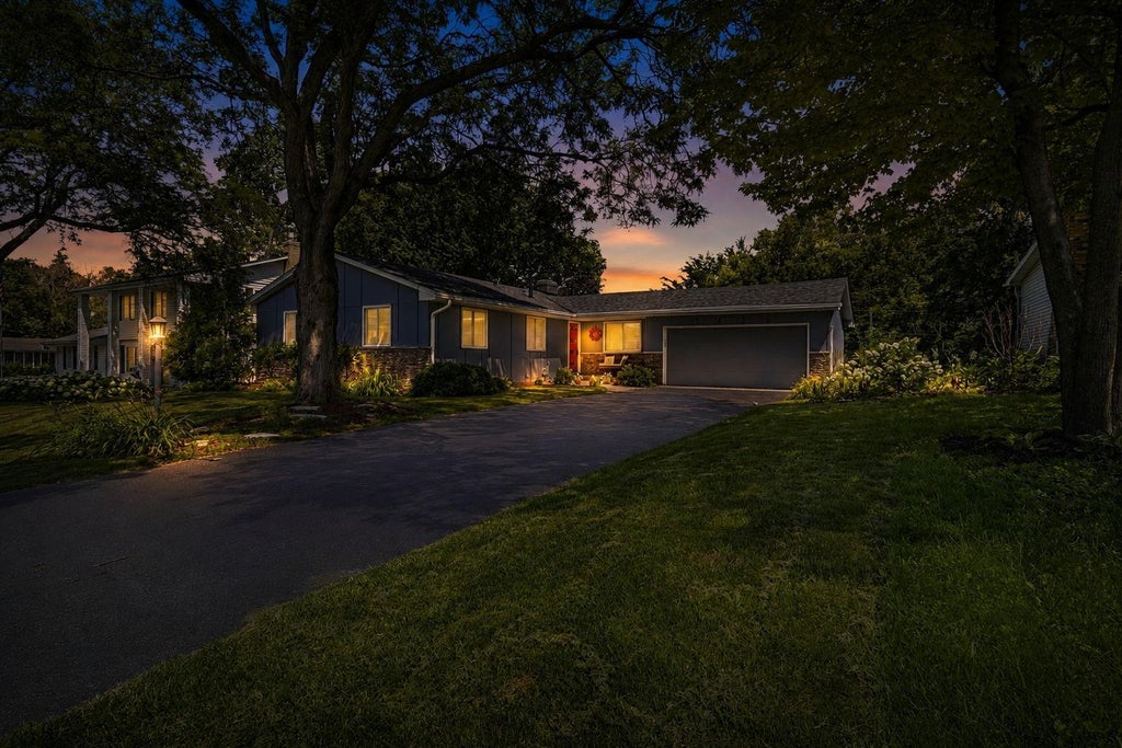Photo of 3456 Ensign Avenue N, Crystal, MN 55427 (MLS # 7104331)