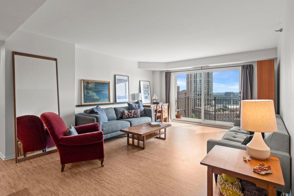 Photo of 121 Washington Avenue S #1516, Minneapolis, MN 55401 (MLS # 7127673)