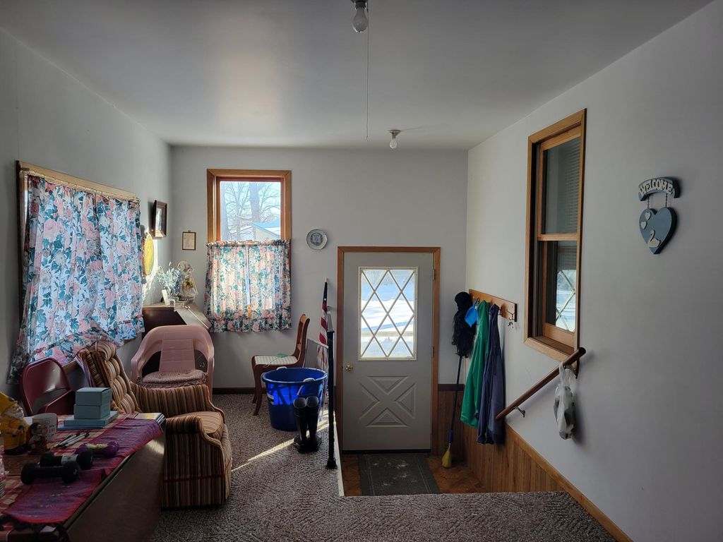 Photo of 105 2nd Street N, Karlstad, MN 56732 (MLS # 7025507)