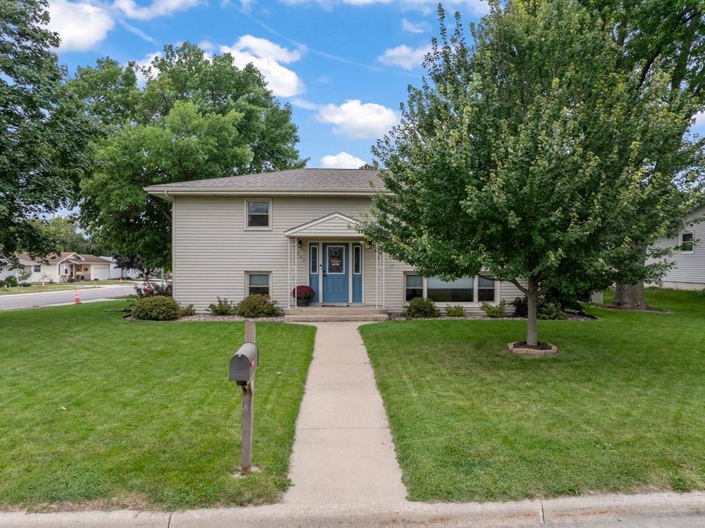 Photo of 700 Lyndale Avenue, Spring Valley, MN 55975 (MLS # 7145377)