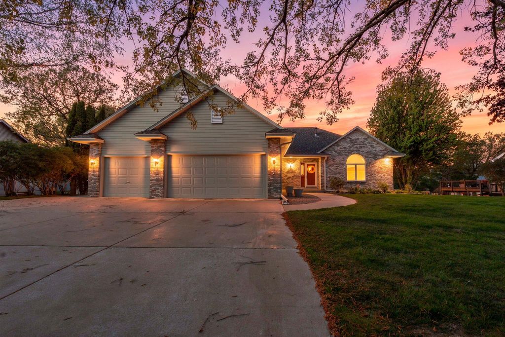 Photo of 15002 Avocet Street NW, Andover, MN 55304 (MLS # 7073669)