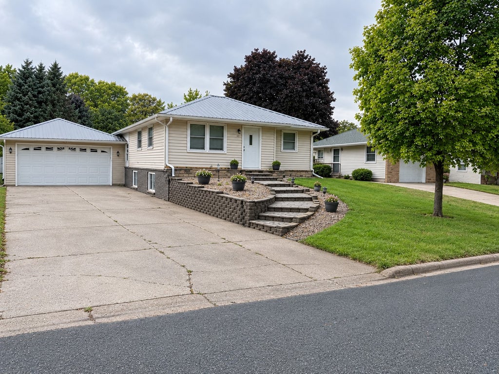 Photo of 455 Division Street, Gaylord, MN 55334 (MLS # 7148952)