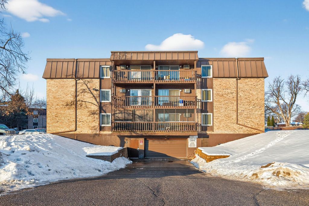 Photo of 4207 Lakeside Avenue N #137, Brooklyn Center, MN 55429 (MLS # 6811461)