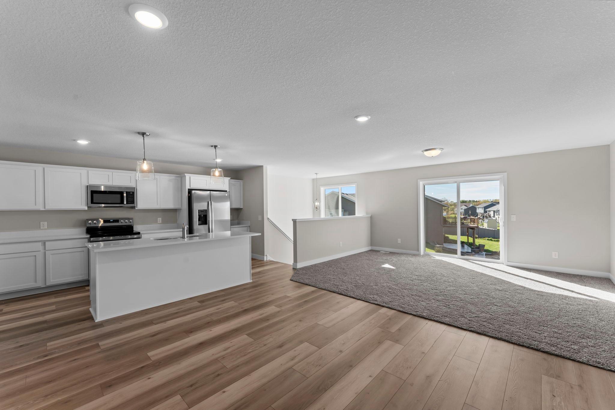 1135 Ivy Way