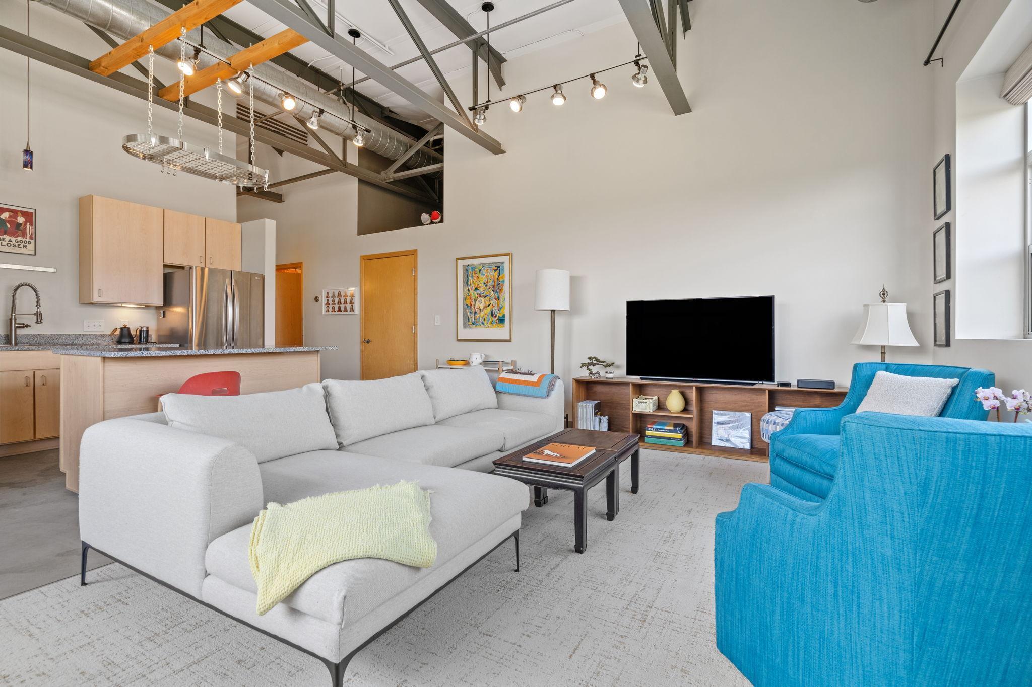 111 E Franklin Avenue 316