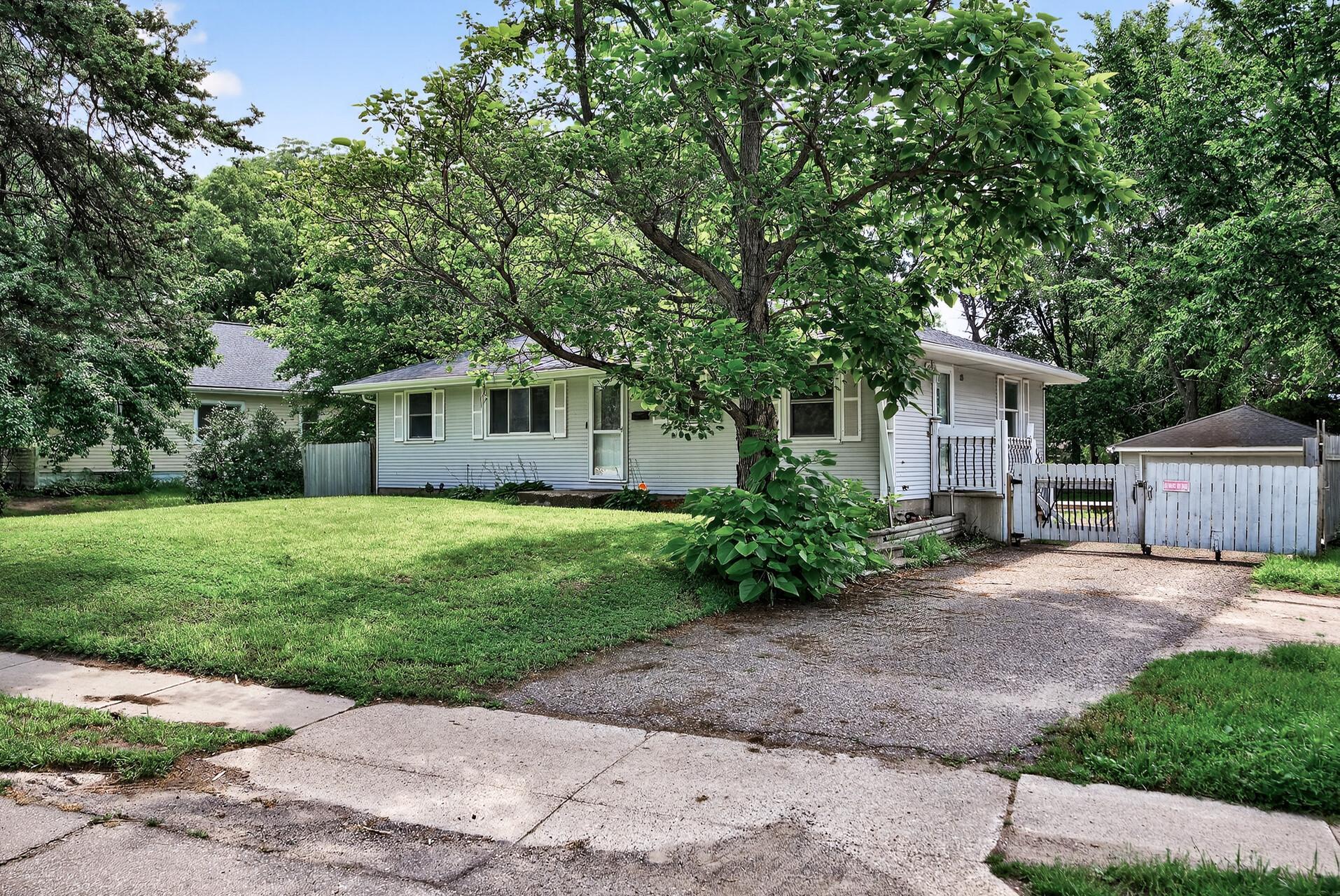 3213 W Old Shakopee Road