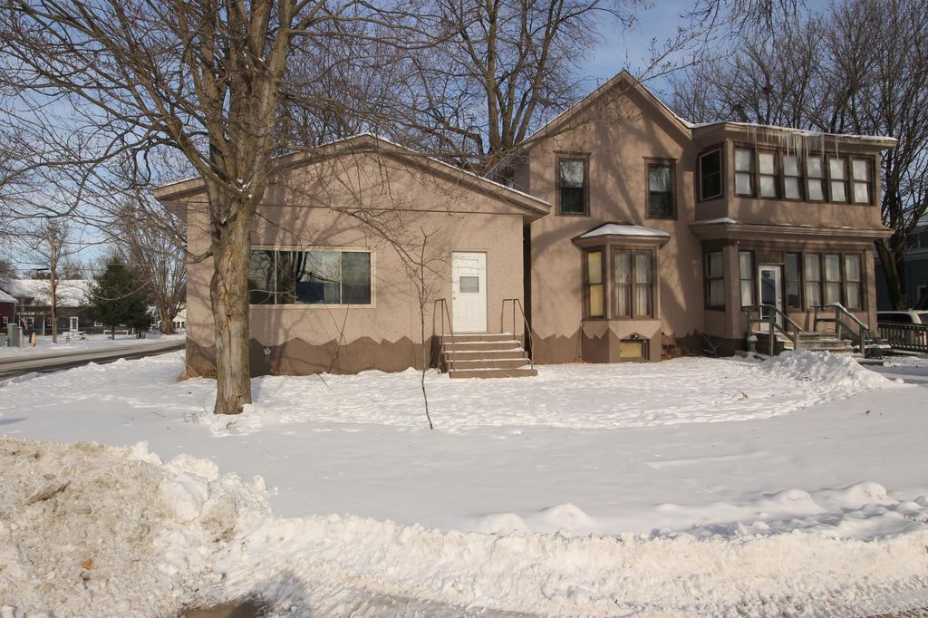 Photo of 345 W 4th Street, Rush City, MN 55069 (MLS # 6823444)