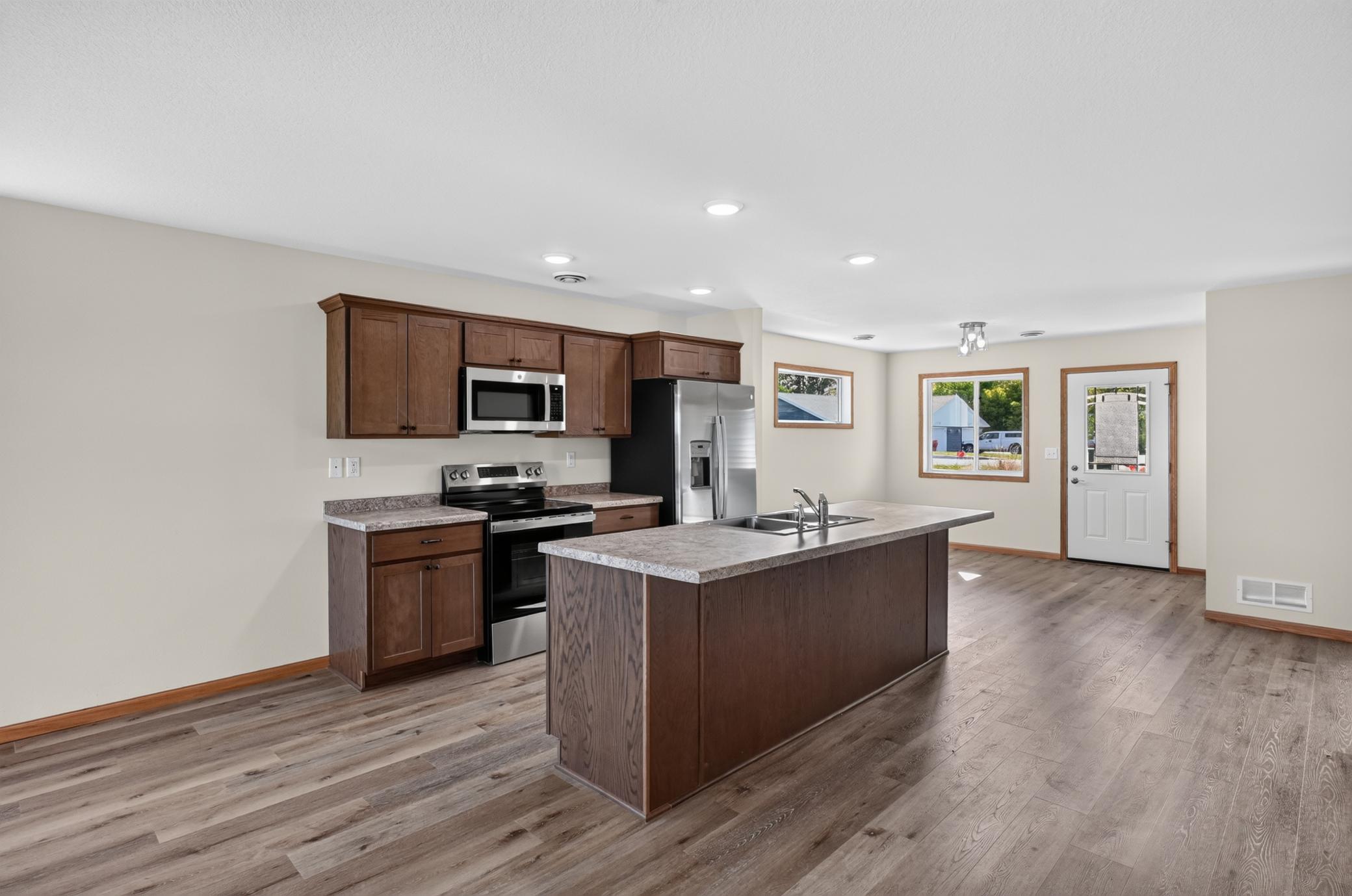 1509 Nokomis Street