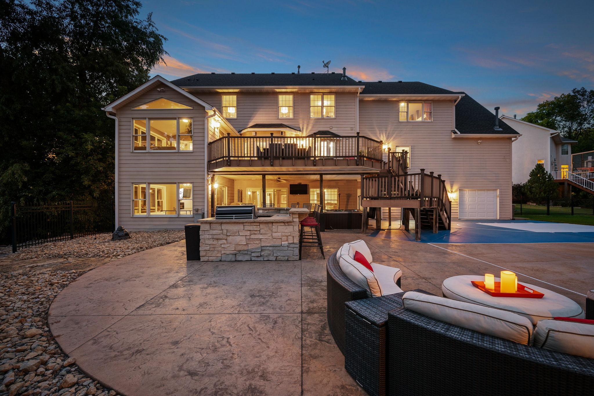 West Saint Paul, Minnesota, 55118, United States, 5 Bedrooms Bedrooms, ,5 BathroomsBathrooms,Residential,Active,2034018