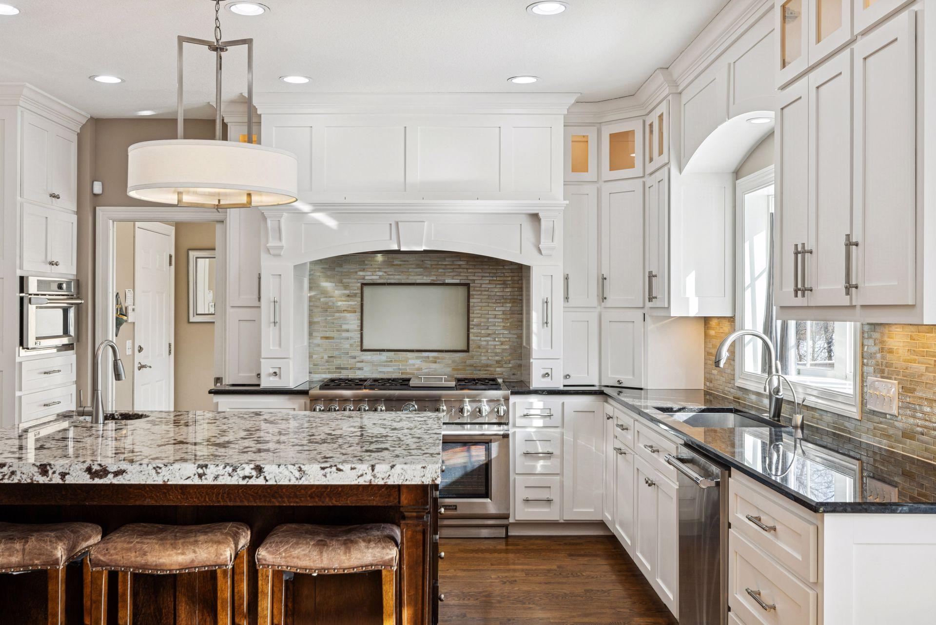 West Saint Paul, Minnesota, 55118, United States, 5 Bedrooms Bedrooms, ,5 BathroomsBathrooms,Residential,Active,2034018