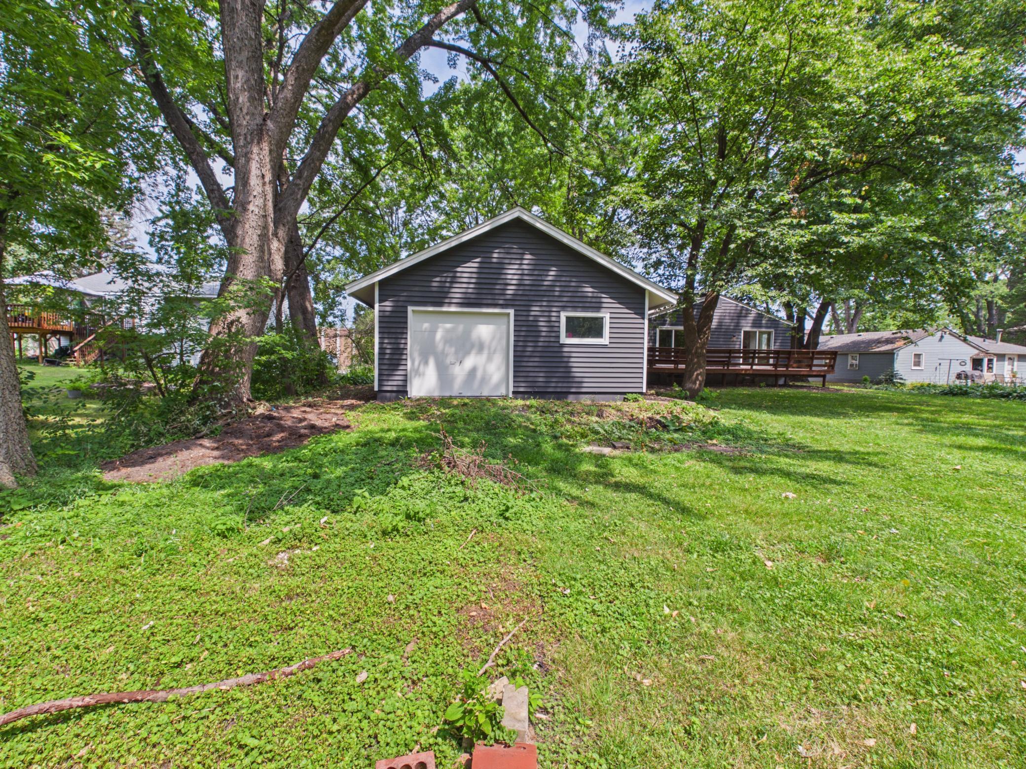 660 County Road D E