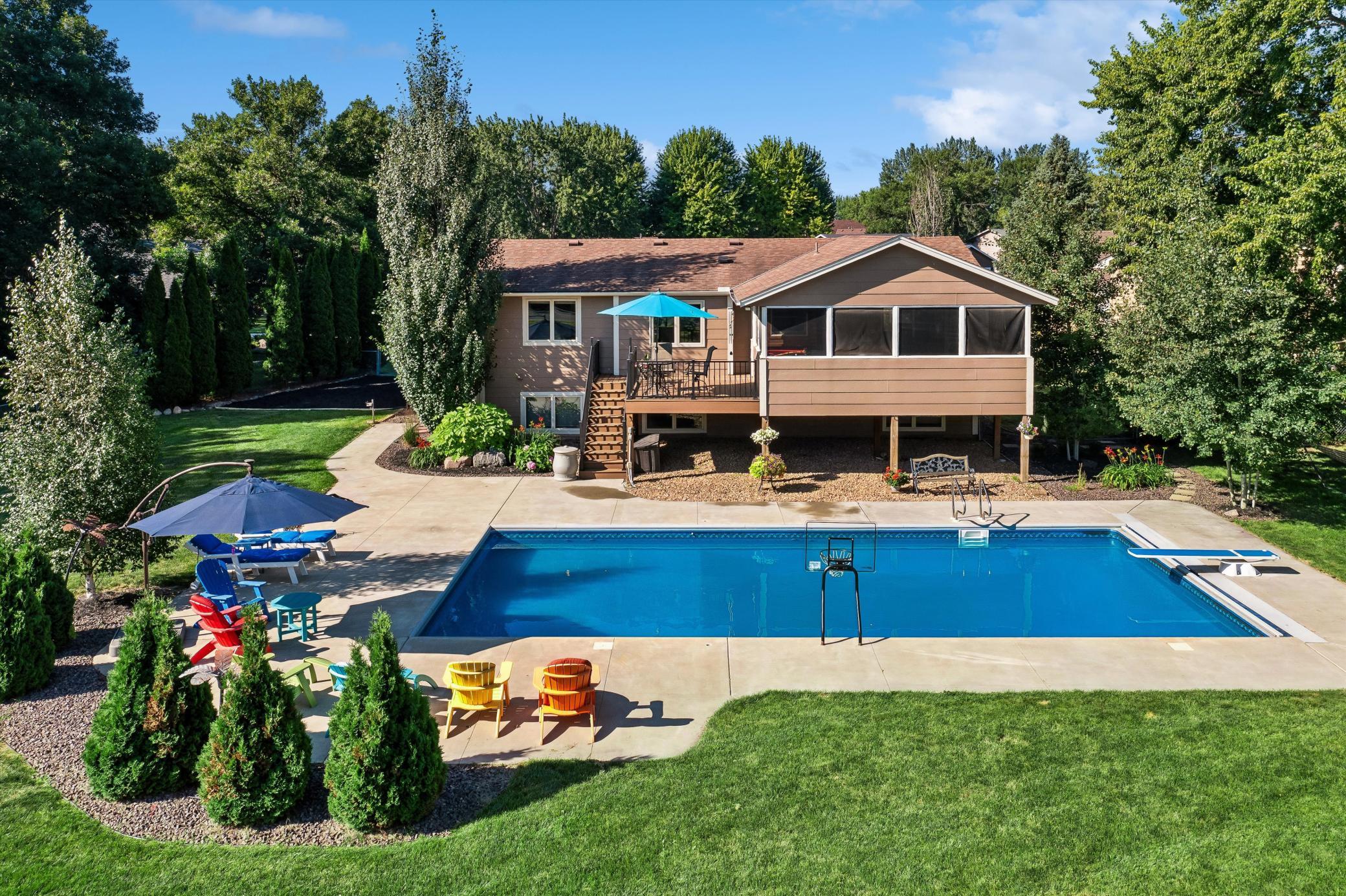 5710 W 139th Street